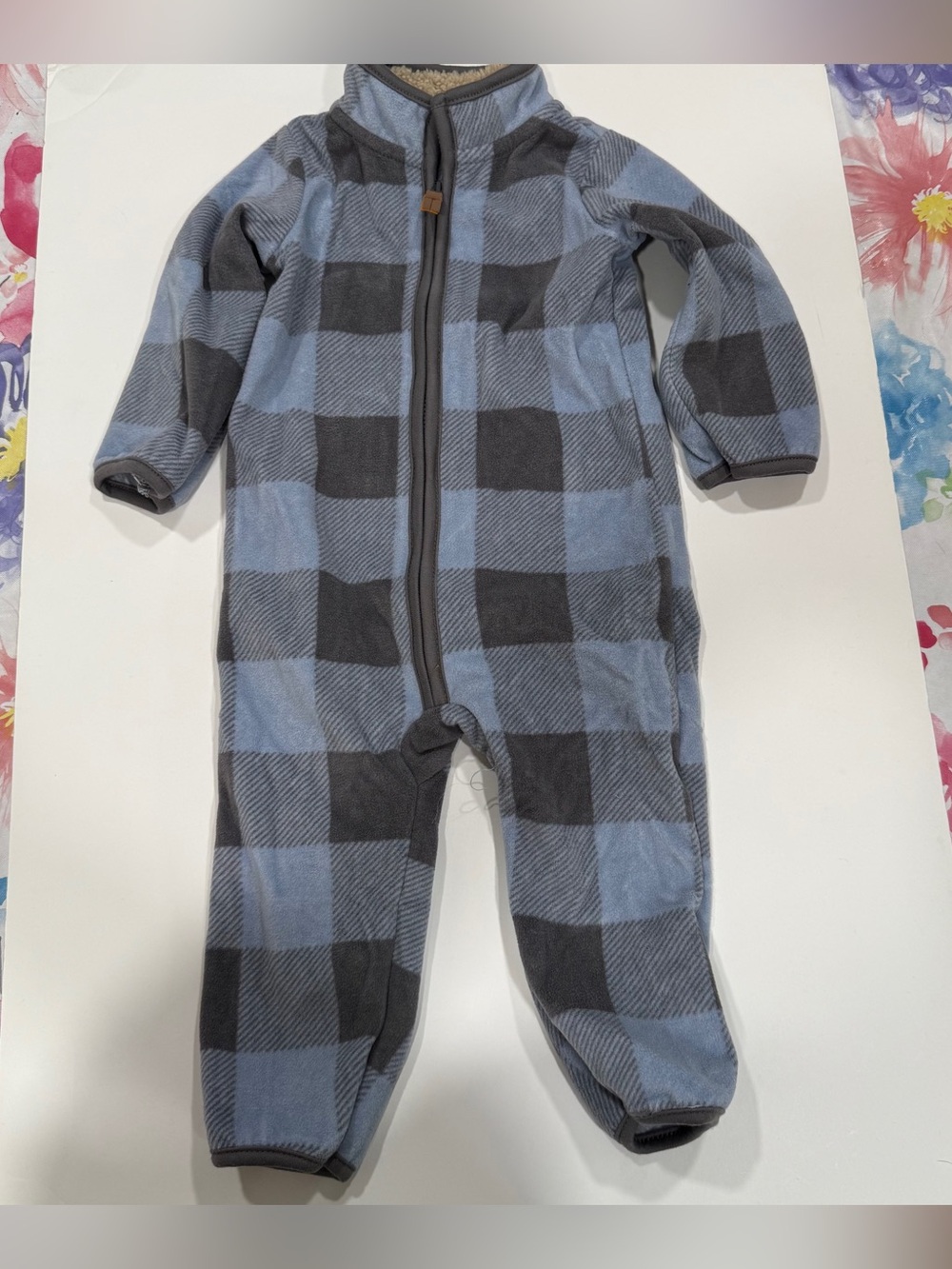Carter’s fleece lightweight body suit 9 to 12 months